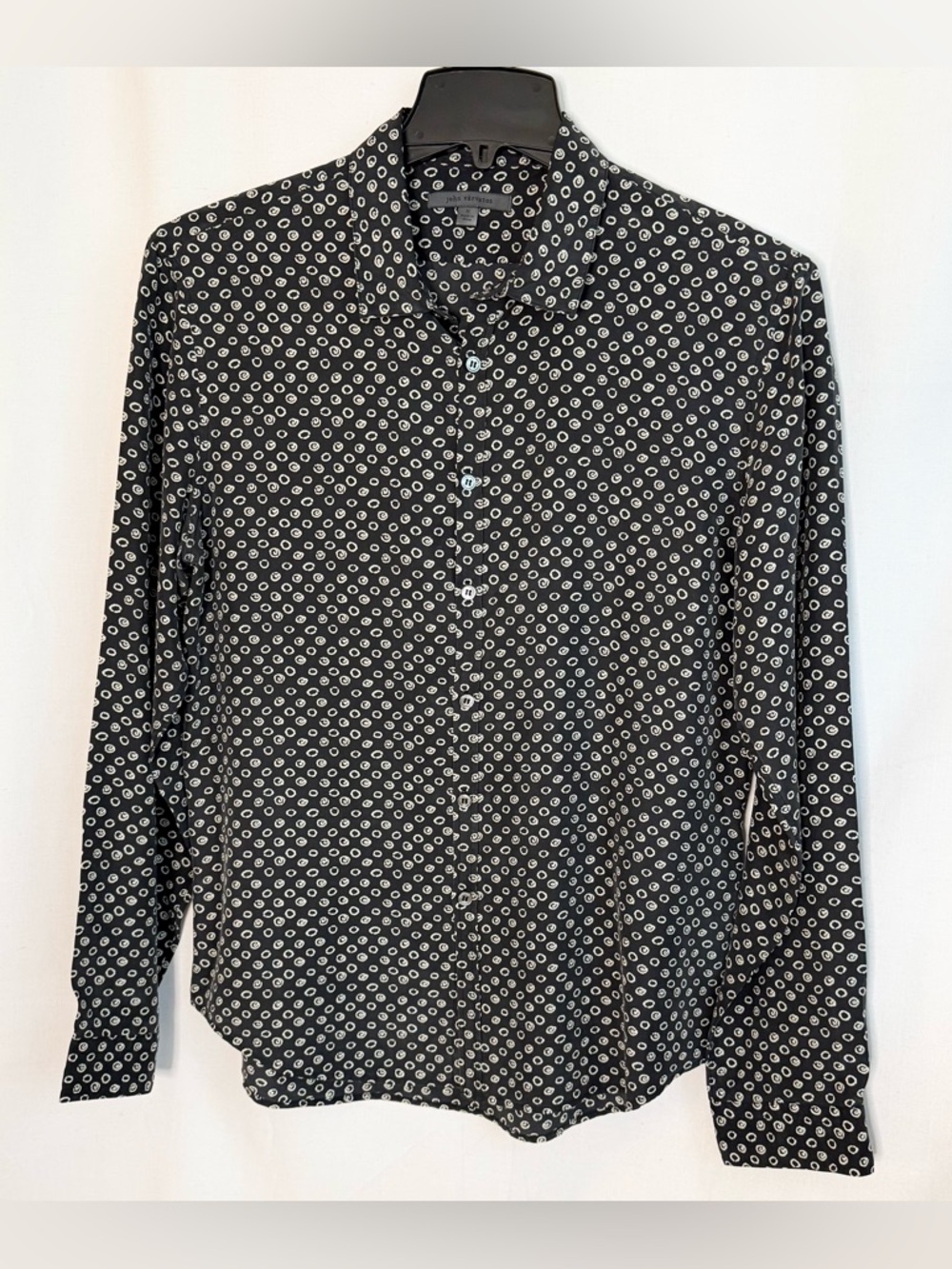 John Varvatos M 100% Silk
Geometric Black White Long Sleeve Button-Up Shirt Mens